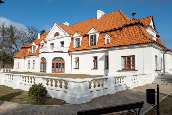 Dwór Szweycera w Ostrowie