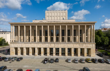 Teatr Wielki w Łodzi, widok od placu