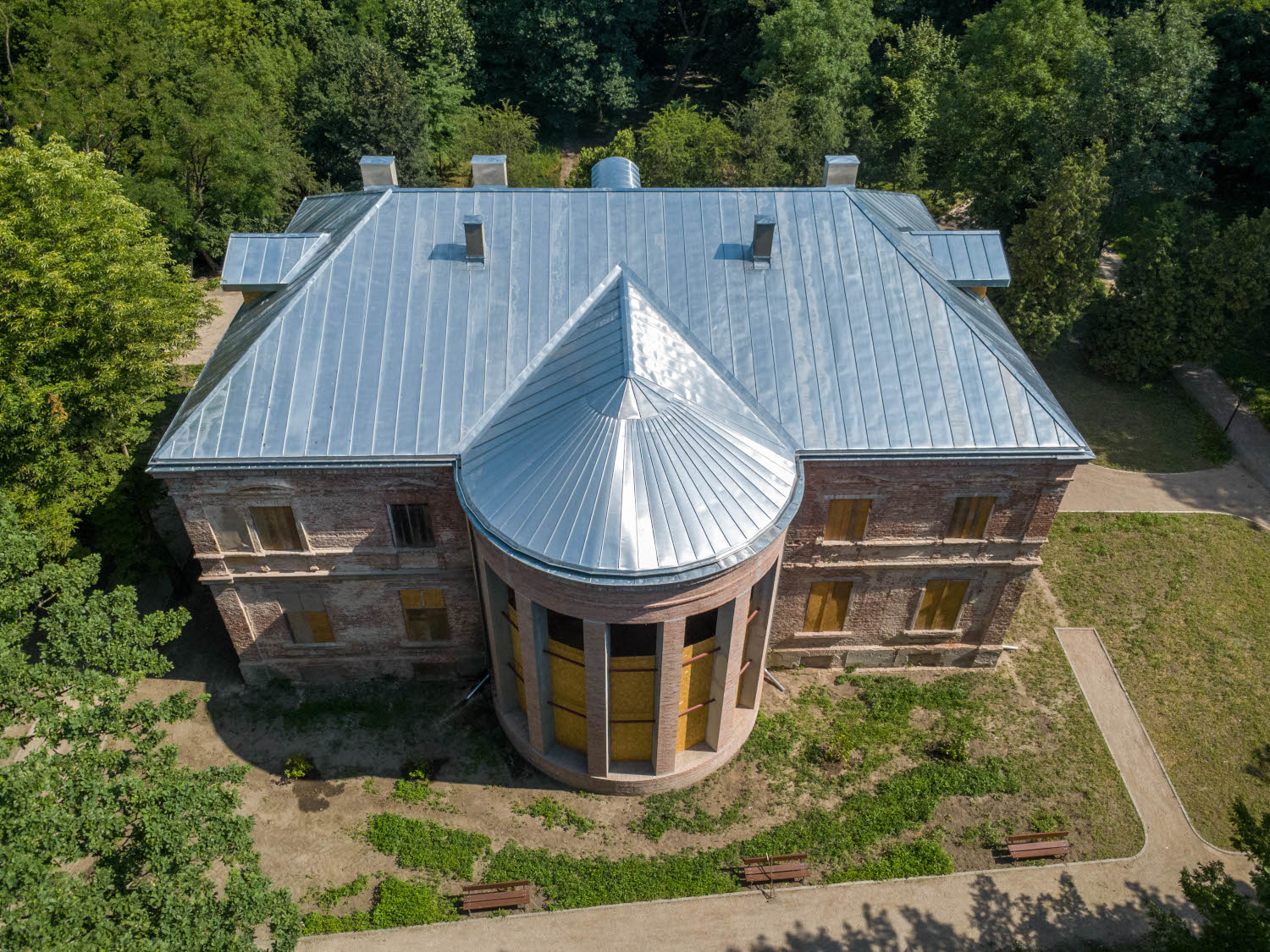 Dworek w Zadzimiu