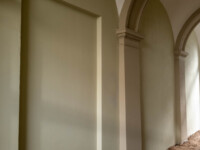 Szkoła na ulicy Pomorskiej 16, prześwit bramowy